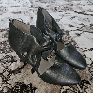 Eileen fisher leather shoes silver size 9